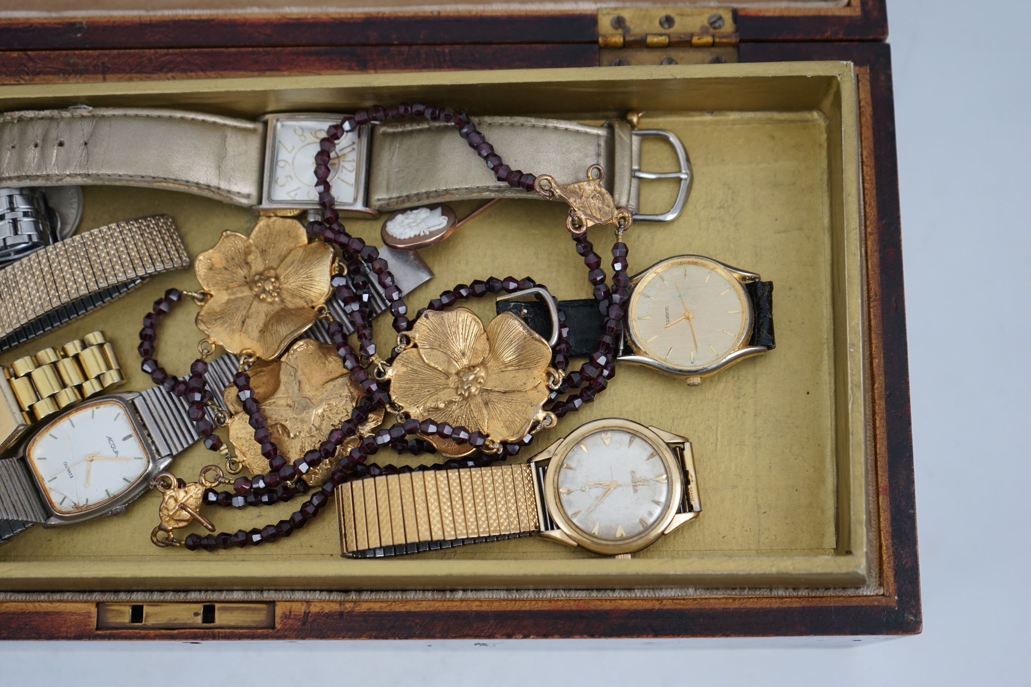 An Edwardian repousse silver dressing table tray, A&J Zimmerman, Birmingham, 1901, 30cm